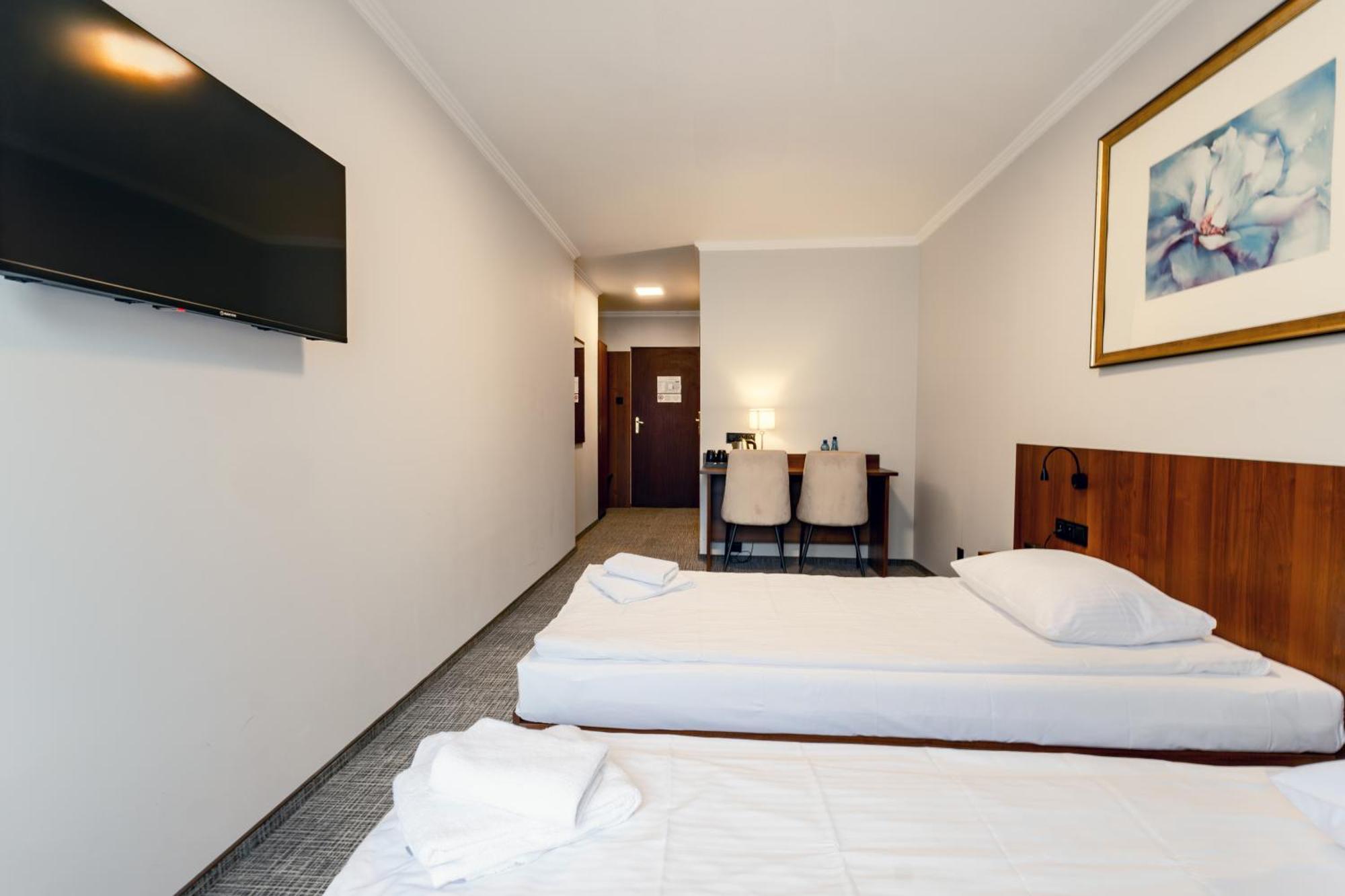 Hit Hotel